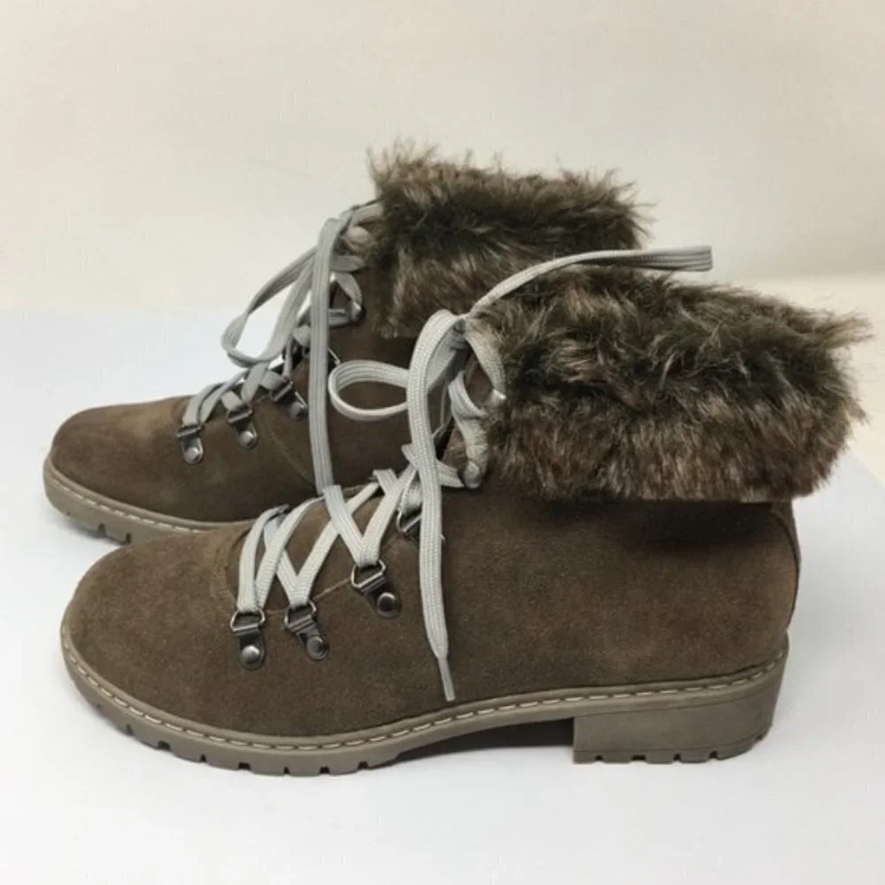 3/$25 Bass Aubrey Fur Trim Suede Leather Boots 8M